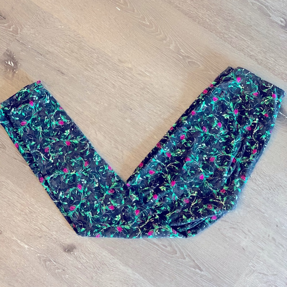 LulaRoe Leggings OS